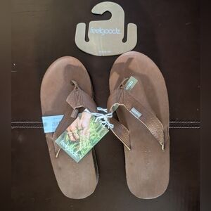 Feelgoodz Leather Thong Sandals in Chestnut Brown Sz 9